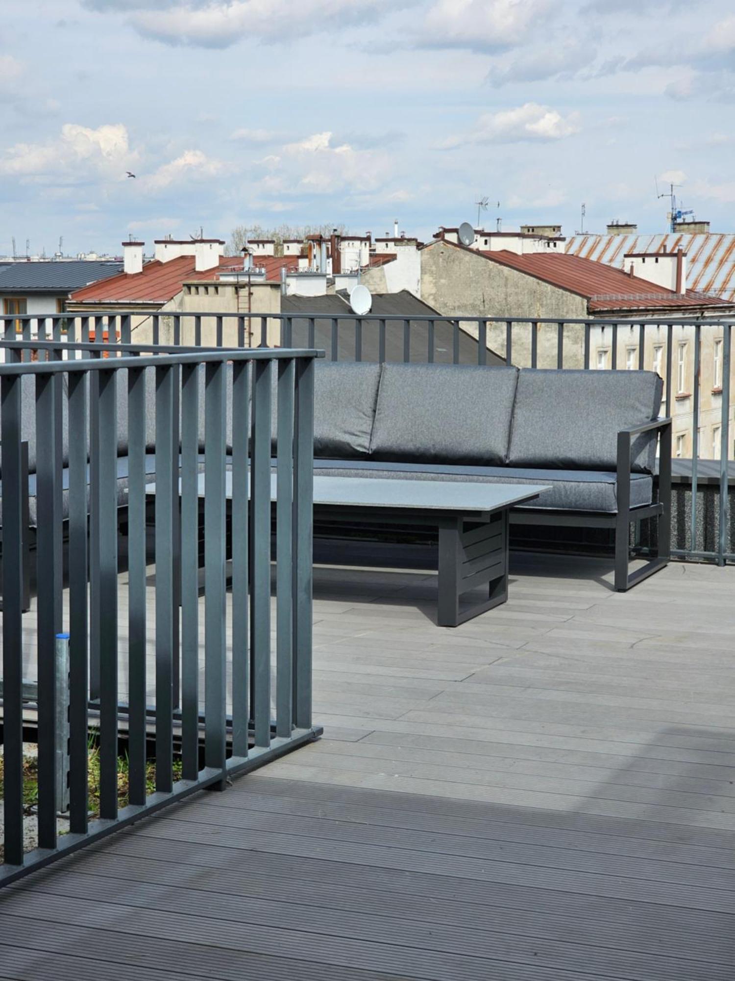 Rooftop Apartment With Terrace By T Krakow Exterior photo